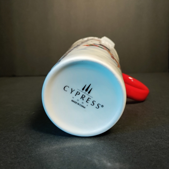 🎄A CHRISTMAS TRAVEL MUG⭐ - Picture 3 of 5